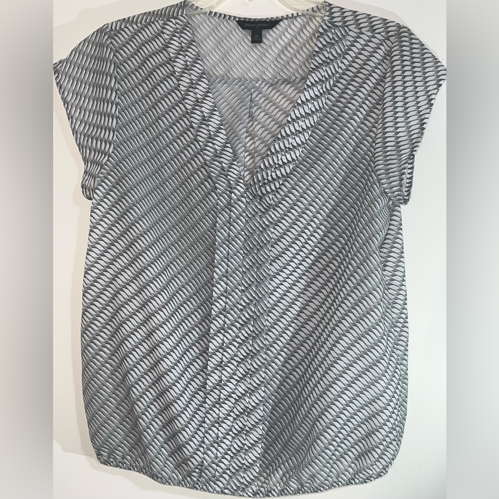 Banana Republic Blouse Light Gray Size Med